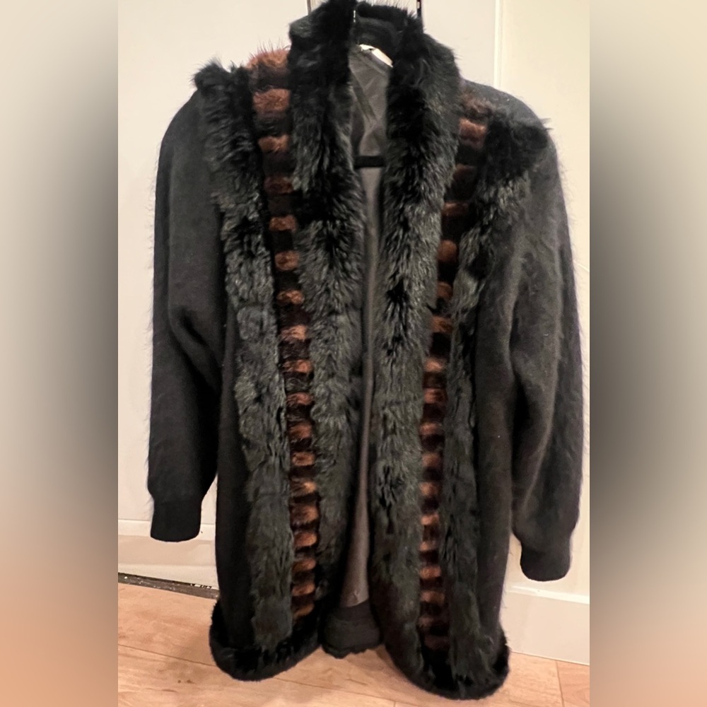 Belldini Vintage Fur Penny Lane style coat, size medium, in black
